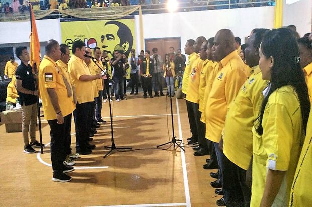 Di Papua Barat, Partai...