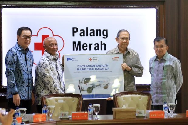 Astra Kembali Serahkan...