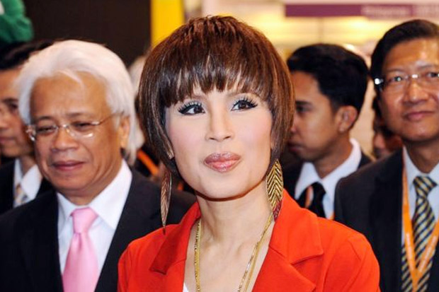 Putri Thailand Mencalonkan...