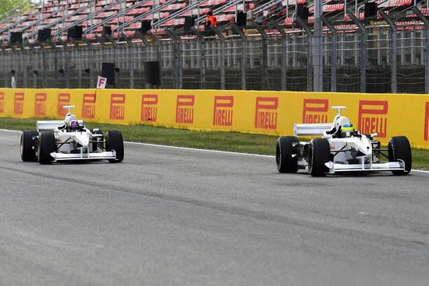 Formula One Tiga Tim...