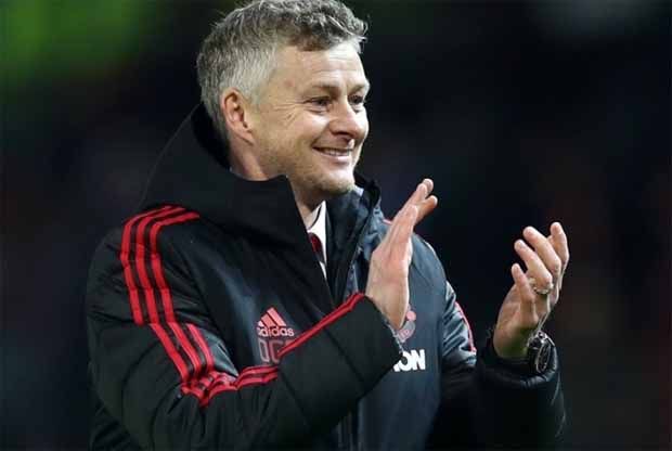Manchester United Tak...