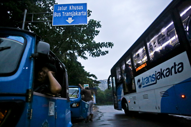 15 Bus Jak Lingko Resmi...