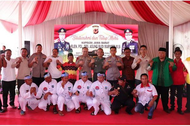 Deklarasi Pemilu Damai,...