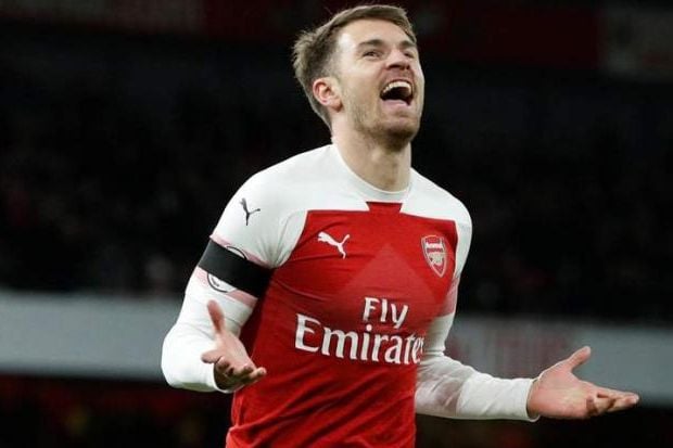 Tinggalkan Arsenal,...