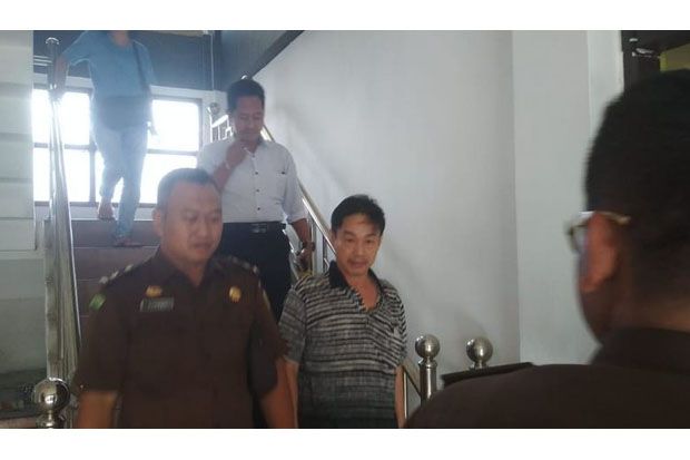 Kejari Pontianak Tangkap...