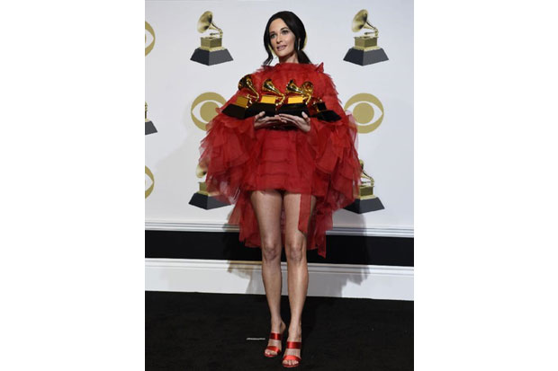 Kacey Musgraves Penulis...