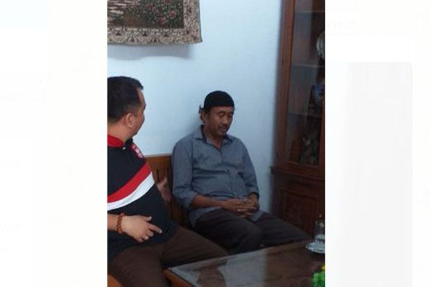Kejagung Tangkap Buronan...