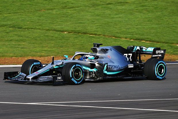 Hamilton Tes Mobil Anyar...