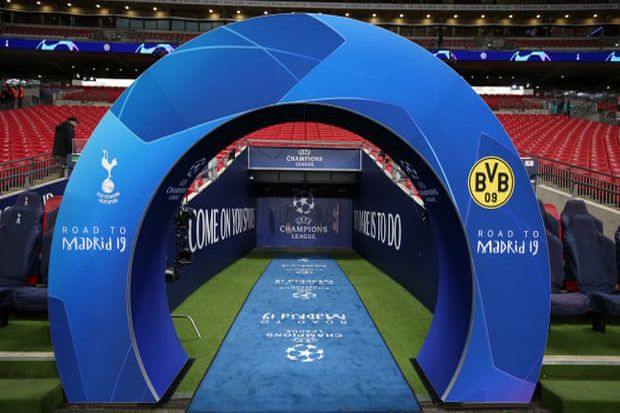 Susunan Pemain Tottenham...