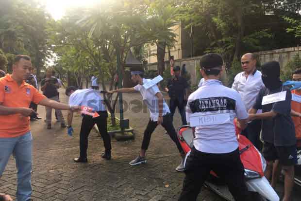 Gelar Rekontruksi Pembunuhan...