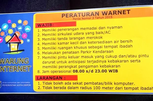 Main Warnet di Jam Sekolah,...