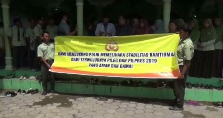 Perangi Berita Hoax...