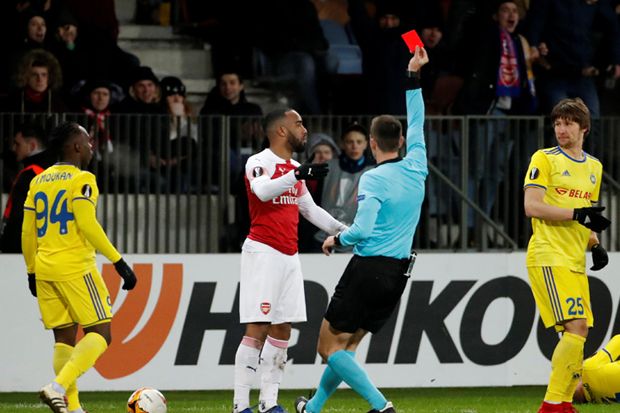 Di Kartu Merah, Lacazette...