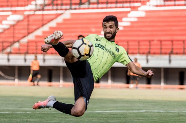 Persebaya Bertabur Bintang,...