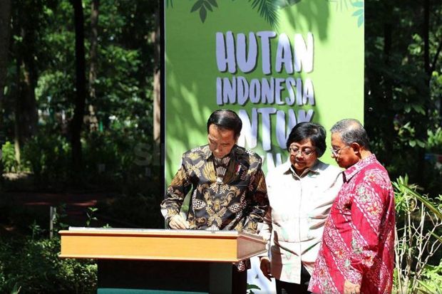 Jelang Debat Capres,...