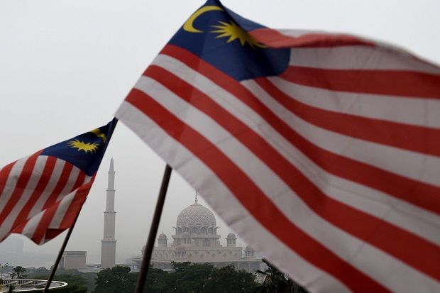 Pers Malaysia Lebih...