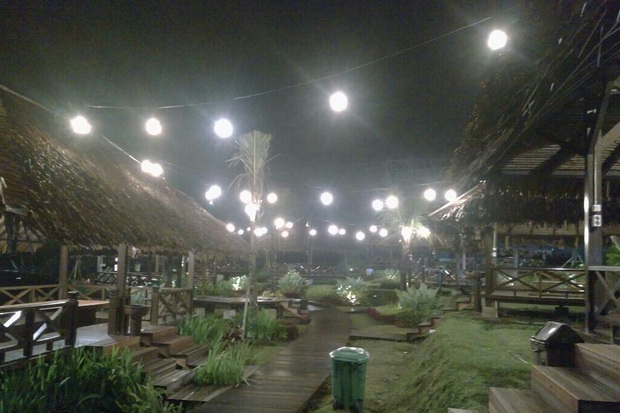 Berkunjung ke Tasikmalaya,...