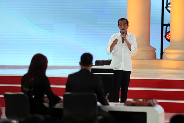 Jokowi: Pembebasan Lahan...