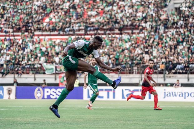 4 Gacoan Persebaya Absen,...