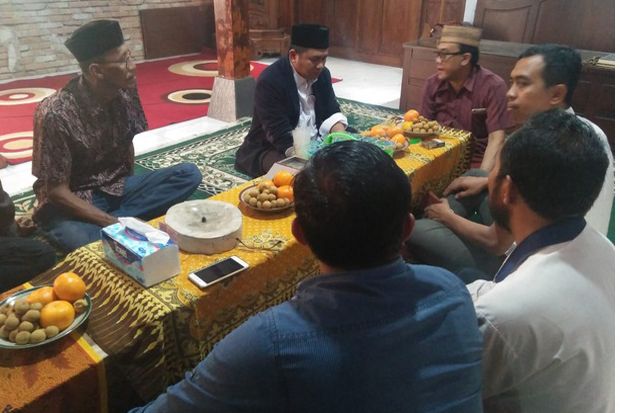 Tim KH Maruf Amin Tebar...