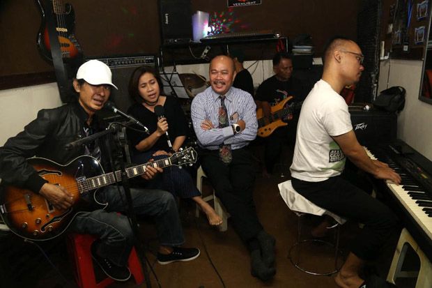 Gandeng Musisi Jazz,...