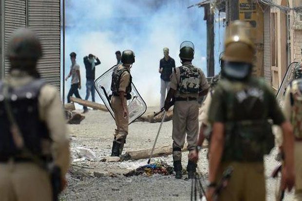 Empat Tentara India...
