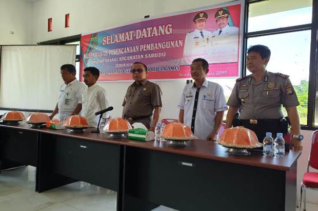 Bupati Pasangkayu Membuka...
