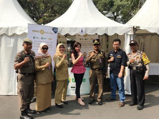 Sambut Cap Go Meh, MNC...