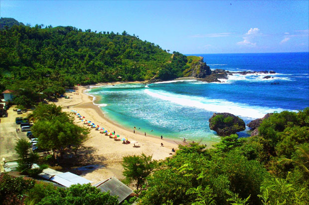 4 Pantai di Yogyakarta...
