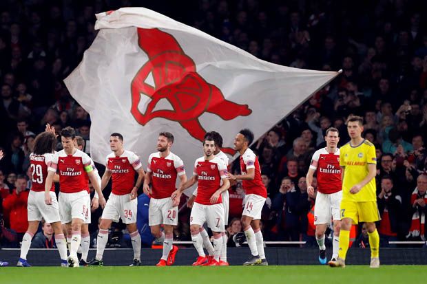 Gunduli BATE, Arsenal...
