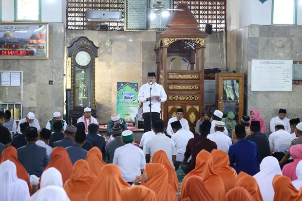 Gelar Tabligh Akbar,...