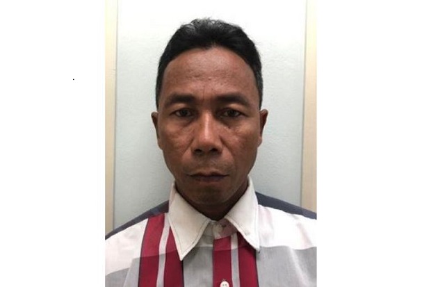 Coba Suap Petugas Imigrasi...