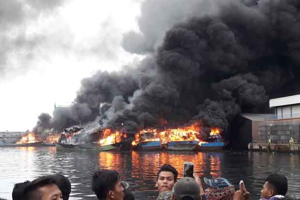 Penyebab Kebakaran Kapal...