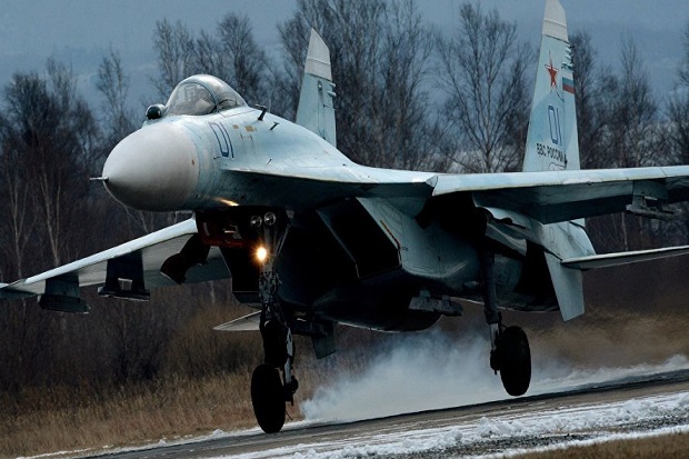 Jet Su-27 Rusia Cegat...