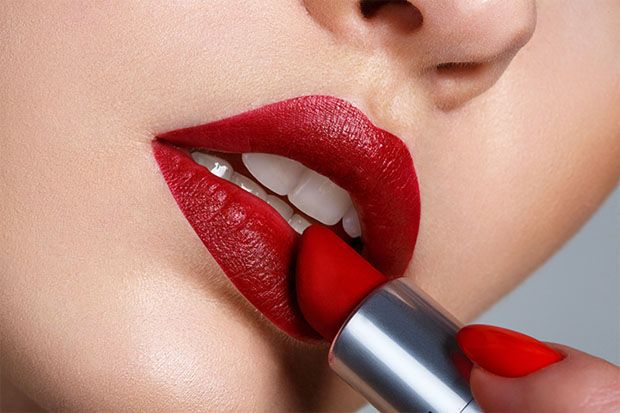 5 Tips Memilih Lipstik...