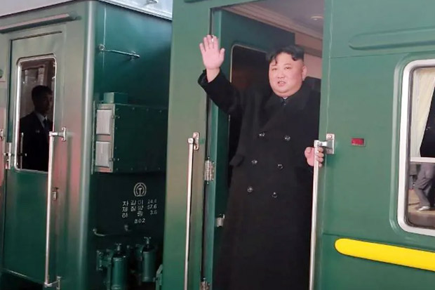 Pemimpin Korut Kim Jong-un...