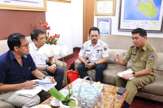 Bupati Suwirta Percepat...