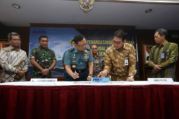 PT PAL Indonesia Serahkan...