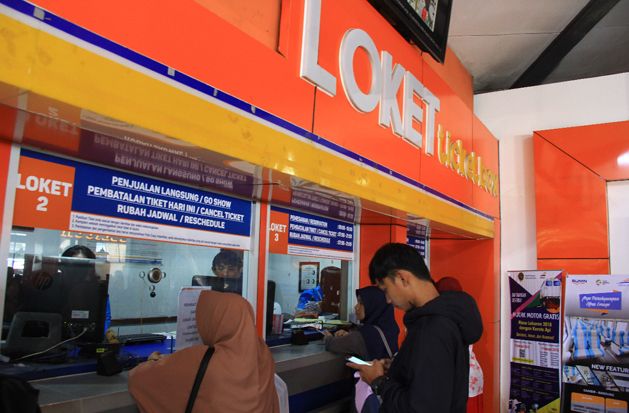 4 KA Tambahan Disiapkan...