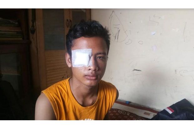 Dipukuli 2 Teman, Mata...