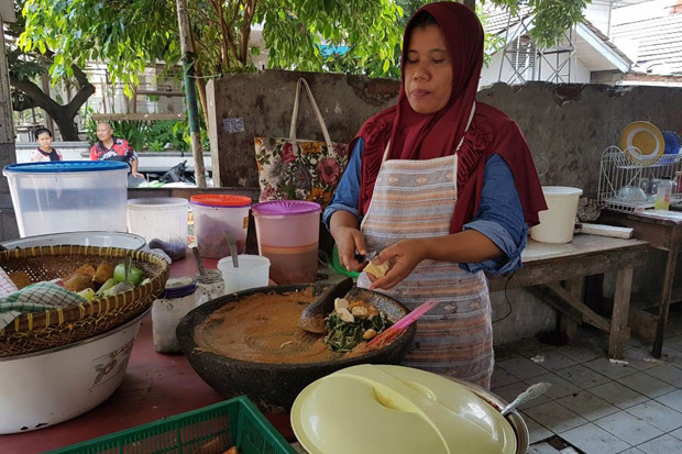 Dibimbing Kemensos,...