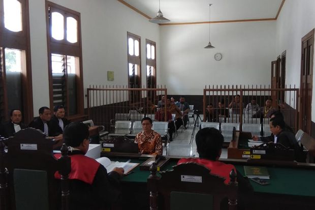 Sunjaya Didakwa Terima...