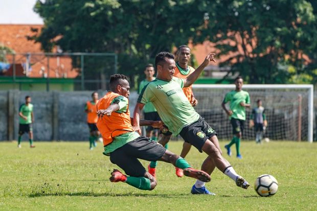 Usung 24 Pemain Ke Bandung,...