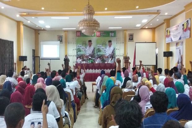 Lawan Hoax, Ratusan...