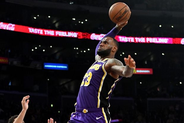 LeBron James Ngamuk...