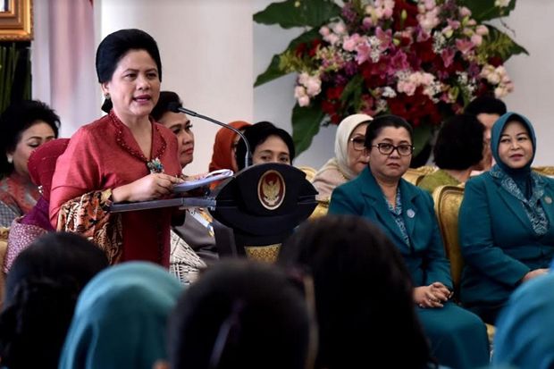 Ibu Iriana Minta TP...