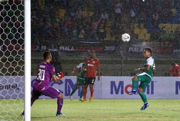 Persebaya Cetak Comeback...