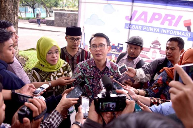 Pemprov Jabar Komitmen...