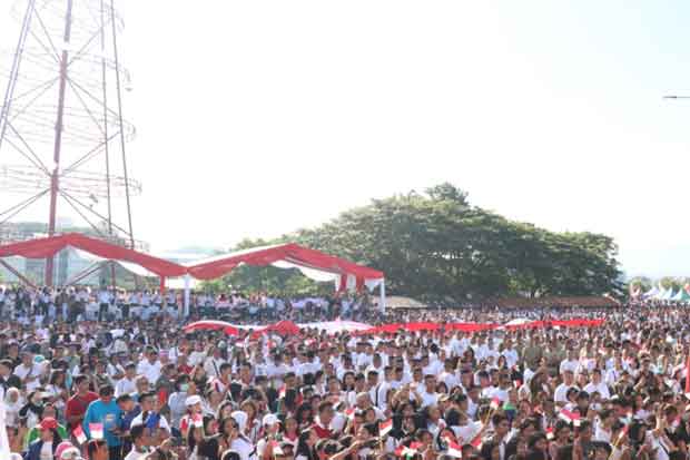 Puluhan Ribu Masyarakat...