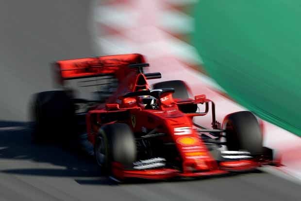 Vettel Kalahkan Catatan...